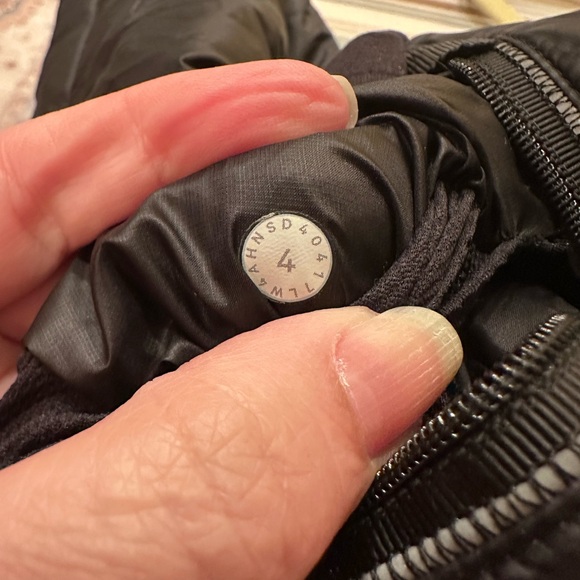 Lululemon Down For A Run Vest II
Black - Picture 6 of 9